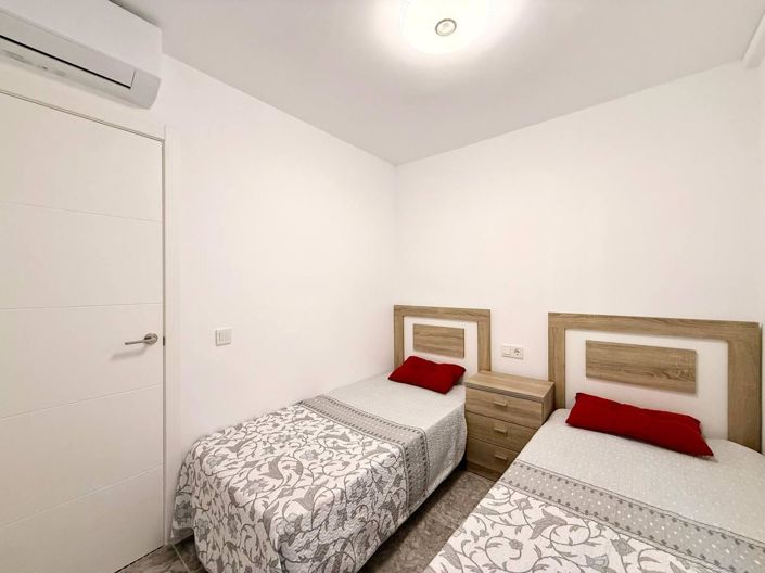 Image No.25-2 Bed Apartment for sale