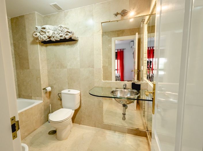 Image No.11-2 Bed Apartment for sale