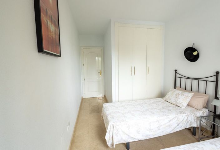 Image No.18-2 Bed Apartment for sale