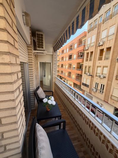 Image No.25-3 Bed Apartment for sale