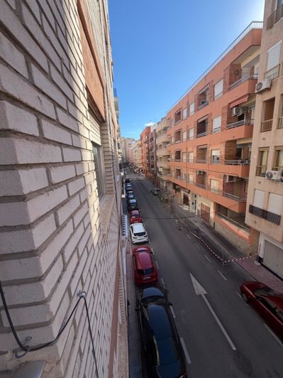 Image No.26-3 Bed Apartment for sale