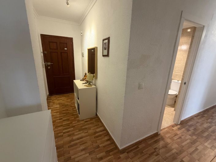 Image No.8-3 Bed Apartment for sale
