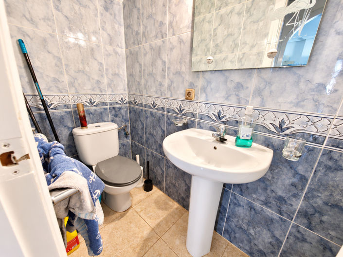 Image No.24-3 Bed House for sale