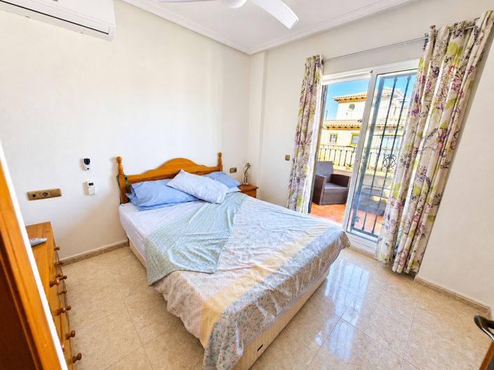 Image No.29-3 Bed House for sale