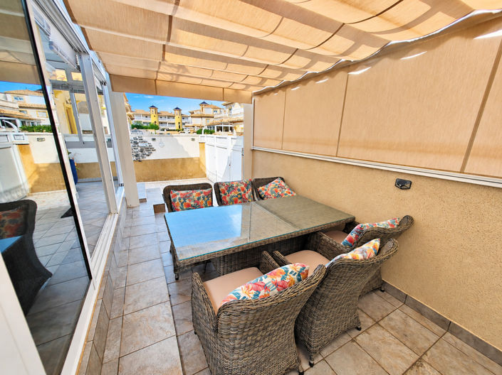 Image No.6-3 Bed House for sale