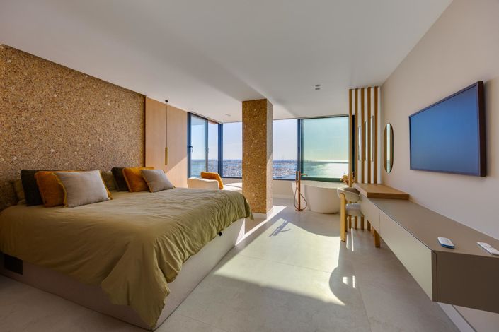 Image No.4-2 Bed Apartment for sale