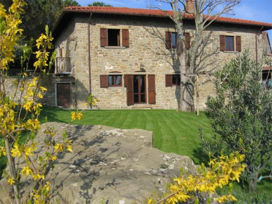 Image No.1-3 Bed Farmhouse for sale