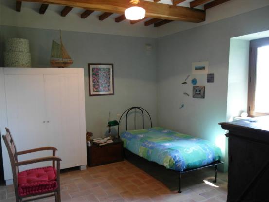 Image No.12-3 Bed Farmhouse for sale