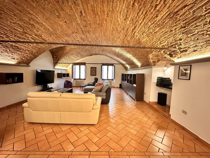 Image No.14-3 Bed Apartment for sale