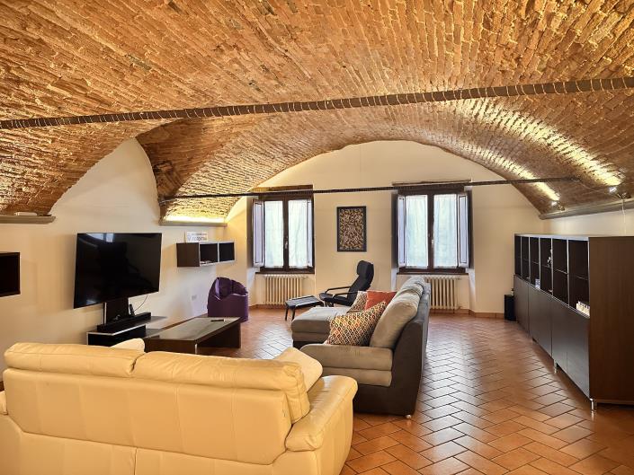 Image No.23-3 Bed Apartment for sale