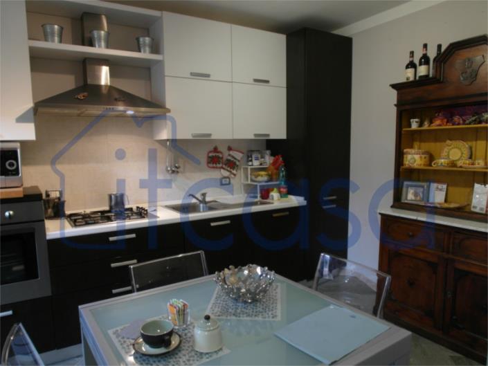 Image No.2-2 Bed Townhouse for sale