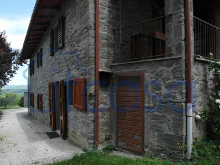 Image No.3-Ferme de 2 chambres à vendre à Caprese Michelangelo