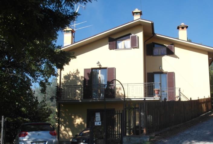 Image No.12-3 Bed Villa / Detached for sale