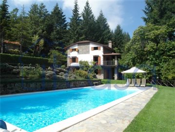 Maison / Villa de 5 chambres à vendre à Caprese Michelangelo