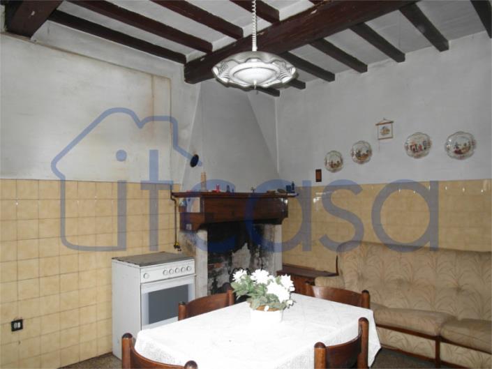 Image No.2-4 Bed Townhouse for sale