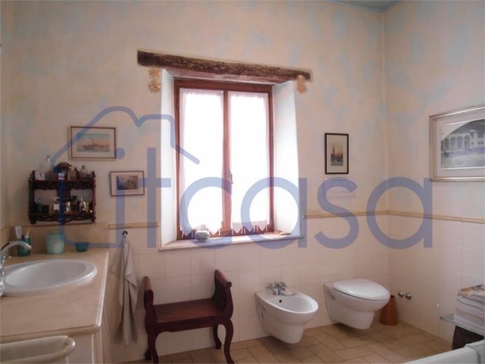 Image No.8-Villa / Détaché de 6 chambres à vendre à Anghiari