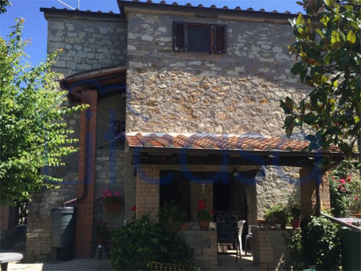 Image No.2-2 Bed Farmhouse for sale