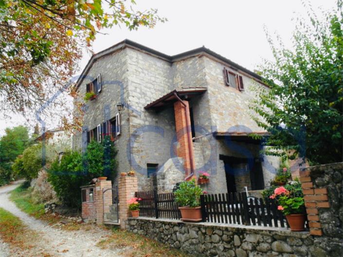 Image No.13-2 Bed Farmhouse for sale