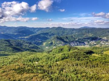 CV284-La-verna-Monte-Penna-views