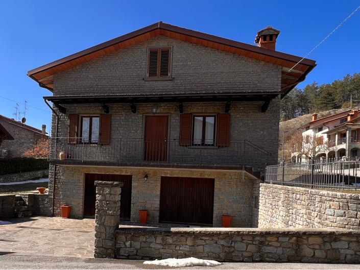 Image No.2-3 Bed Villa / Detached for sale