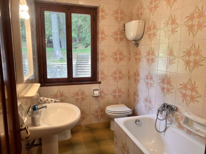 Image No.12-4 Bed Villa for sale