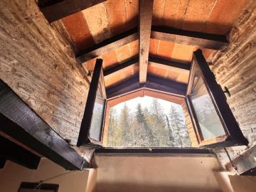 9--A295-Int-Attic-room5