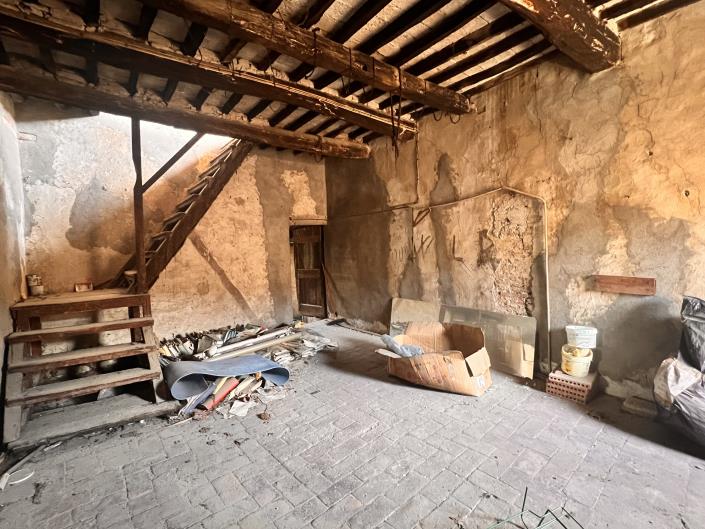 Image No.13-3 Bed Apartment for sale