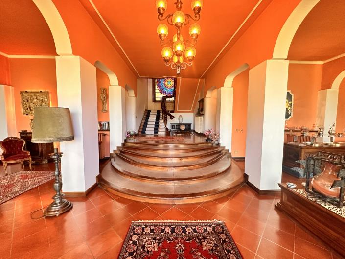 Image No.5-Villa / Détaché de 4 chambres à vendre à Arezzo