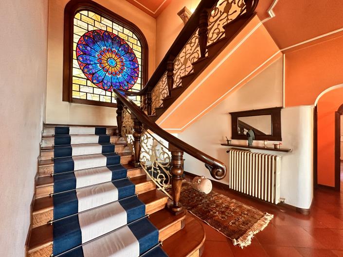 Image No.8-Villa / Détaché de 4 chambres à vendre à Arezzo