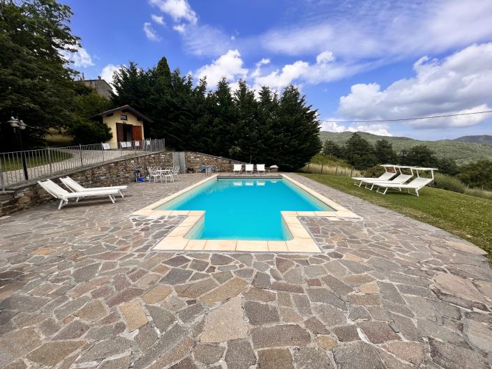 Image No.17-Ferme de 8 chambres à vendre à Badia Tedalda