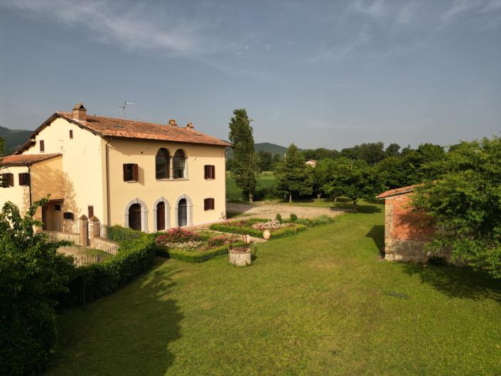 Image No.14-8 Bed Country House for sale