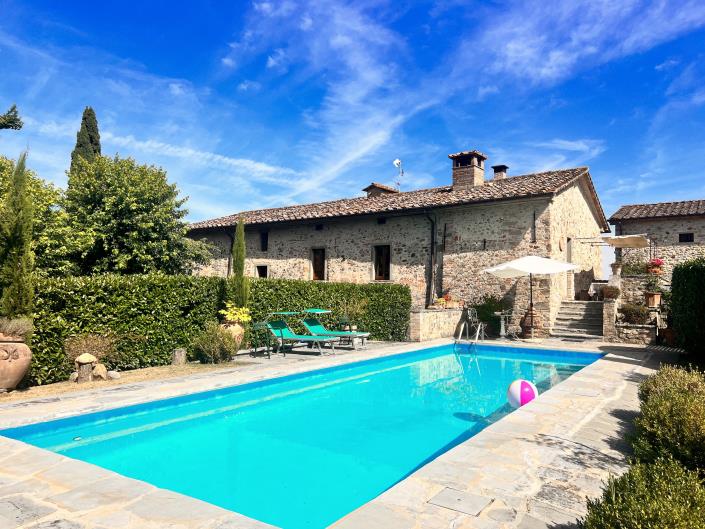 Image No.1-3 Bed Country House for sale
