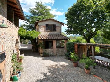 M312-Outside-view-of-property