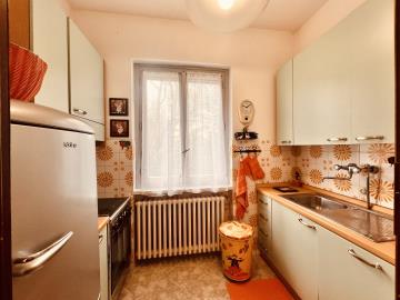 A317-4-kitchen
