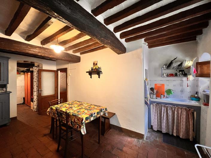 Image No.10-4 Bed Townhouse for sale