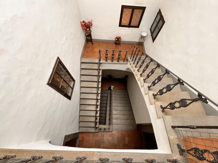 Image No.21-4 Bed Townhouse for sale