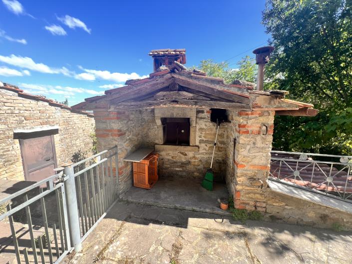 Image No.2-2 Bed Semi-Detached for sale