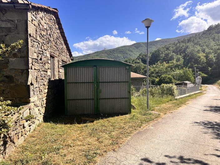 Image No.3-2 Bed Semi-Detached for sale