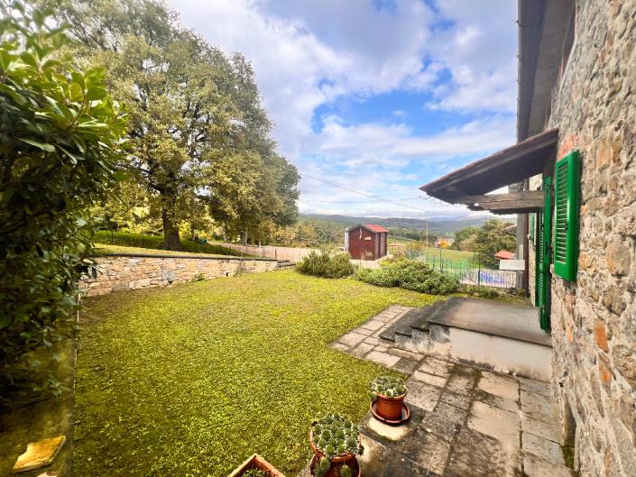 Image No.25-3 Bed Semi-Detached for sale