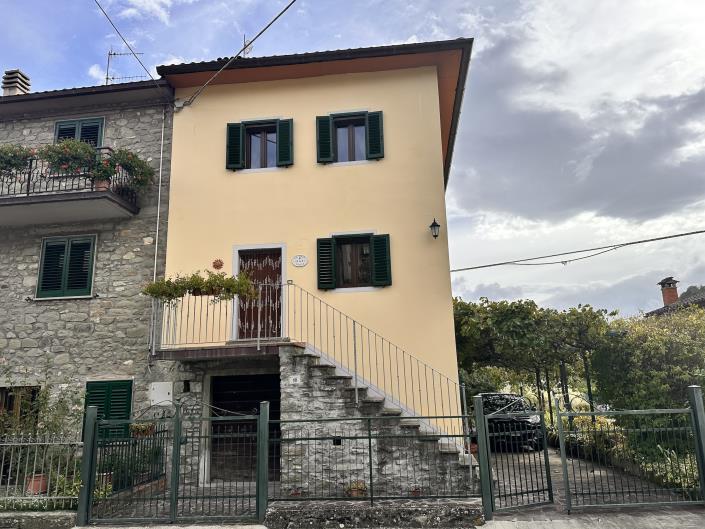 Image No.3-2 Bed Semi-Detached for sale