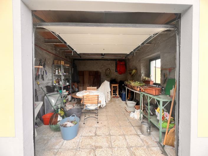 Image No.19-2 Bed Semi-Detached for sale