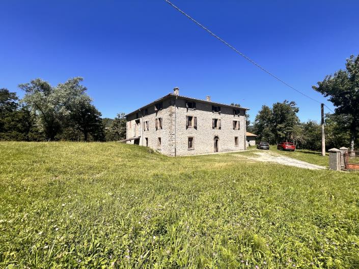 Image No.5-4 Bed Country Property for sale