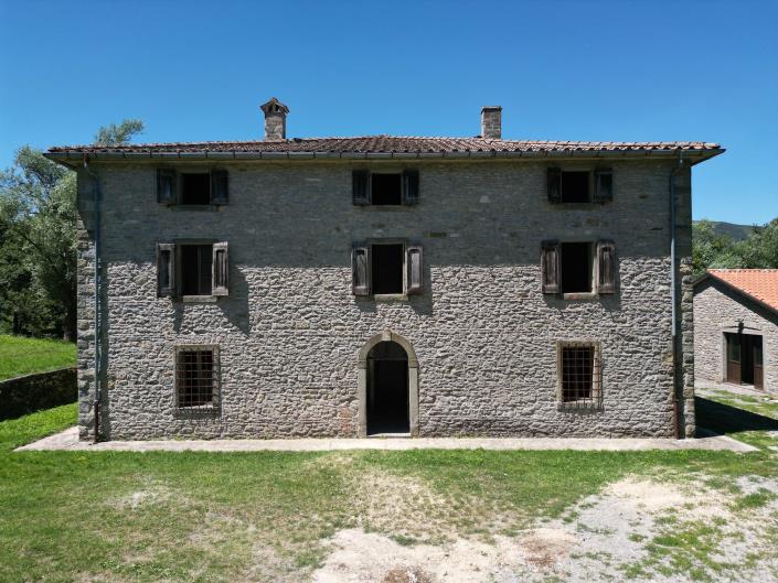 Image No.3-4 Bed Country Property for sale