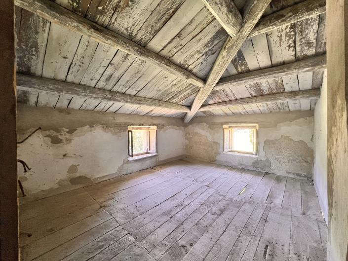 Image No.31-4 Bed Country Property for sale