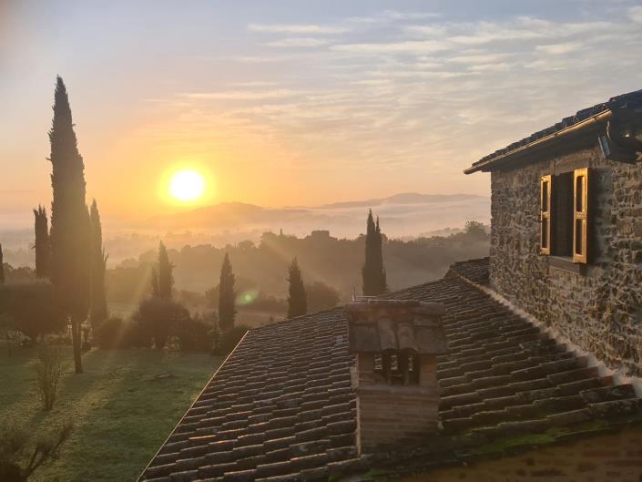 Image No.1-Propriété de pays de 9 chambres à vendre à Anghiari