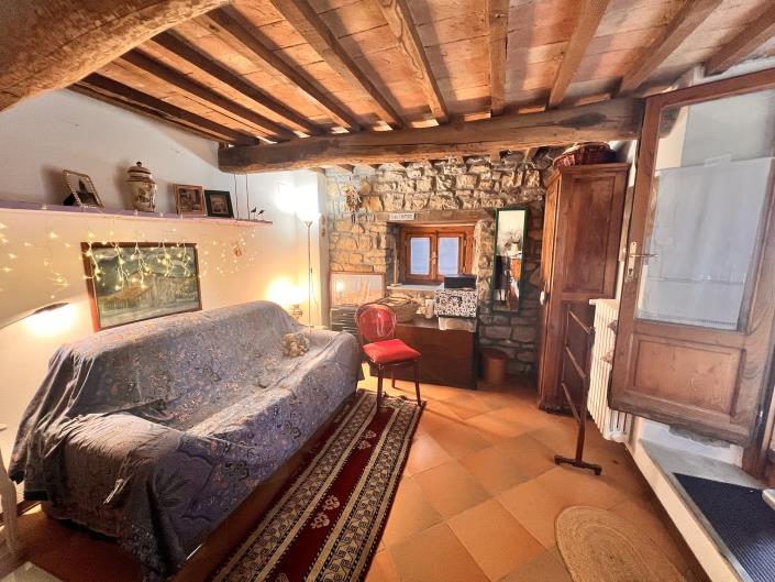 Image No.25-Maison de campagne de 2 chambres à vendre à Anghiari