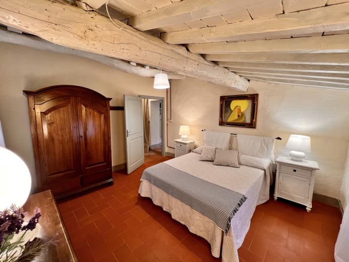 Image No.10-1 Bed Apartment for sale