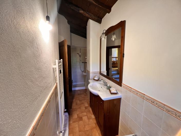 Image No.47-3 Bed Farmhouse for sale