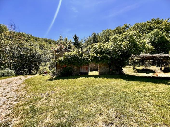 Image No.58-3 Bed Farmhouse for sale