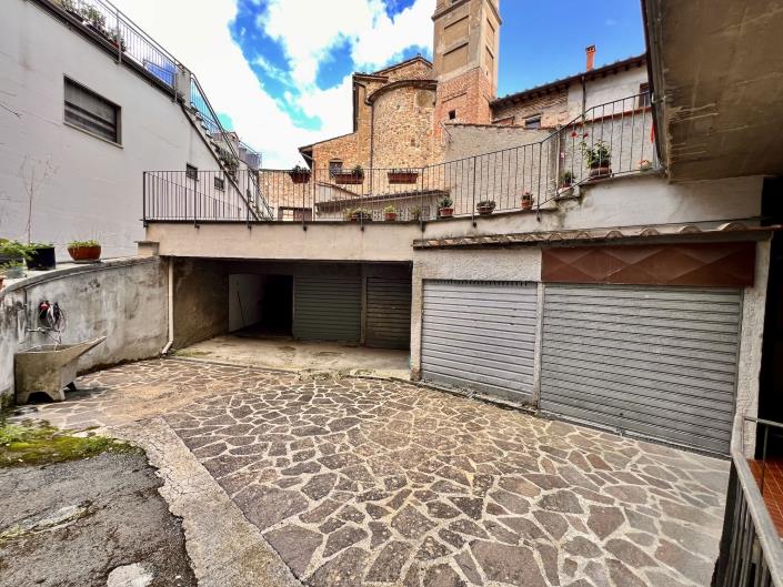 Image No.19-2 Bed Flat for sale